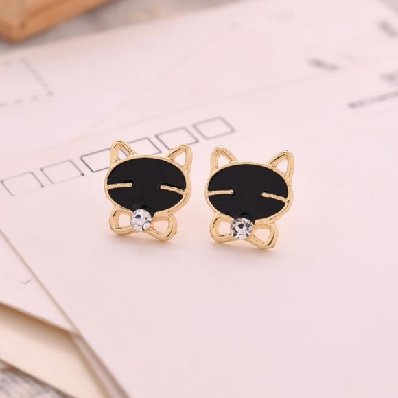 Black Cat Stud Earrings - Picture 2 of 3
